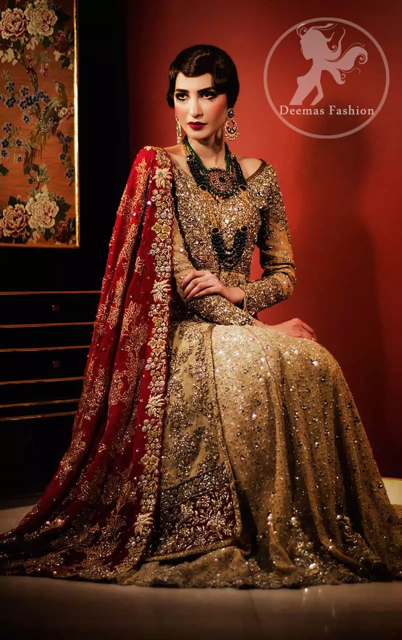 Lovely Red and Golden Combination Lehenga Choli | Silk lehenga, Designer bridal  lehenga, Rajasthani dress