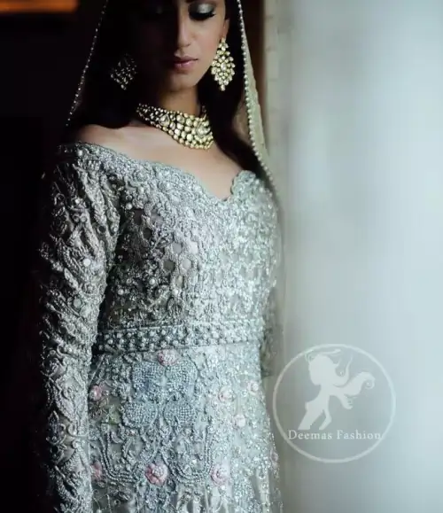 The frock has been adorned with a fully embroidered bodice. The frock features beautiful and fabulous embellishment front and back.