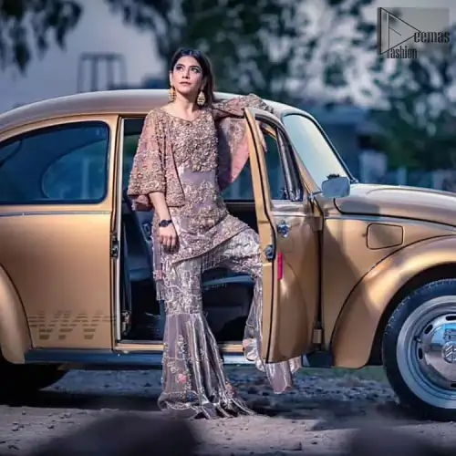 Tradition meets modernity. This outfit is stunningly perfect for any evening ensemble. This dress is beautifully sculptured with floral embroidery,