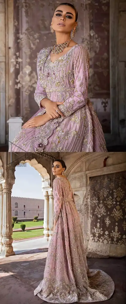 Exude elegance and class in this back trail maxi finessed with beautiful embellishment. The outfit is beautifully sculptured with floral