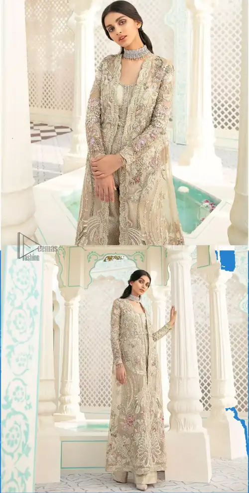 An example of beauty and elegance. A perfect ensemble for this festive season with divine detailing of thread embroidery, color