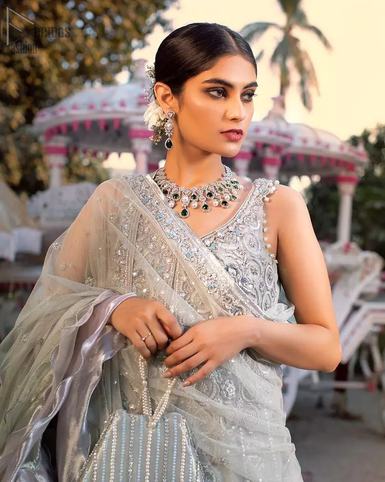 Jewellery Designs to Complement Metallic Lehengas and Gowns