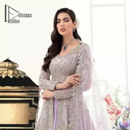Creating the energy of modish is never been easy for a bride. So, Deemas Fashion presents the lilac front open