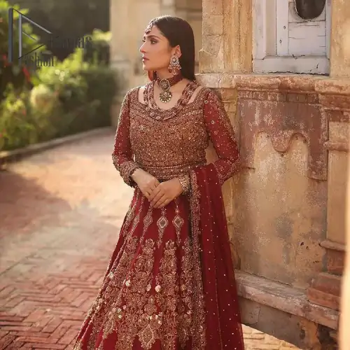 We're sure that all girls love slipping into "maroon outfits for weddings" So, we create this maroon article that will