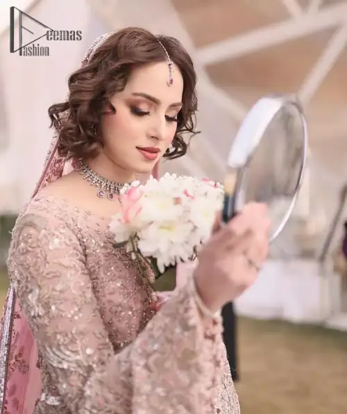 There is nothing more magical than wearing pink colour on your Walima. Our pink side slit open maxi is handsomely