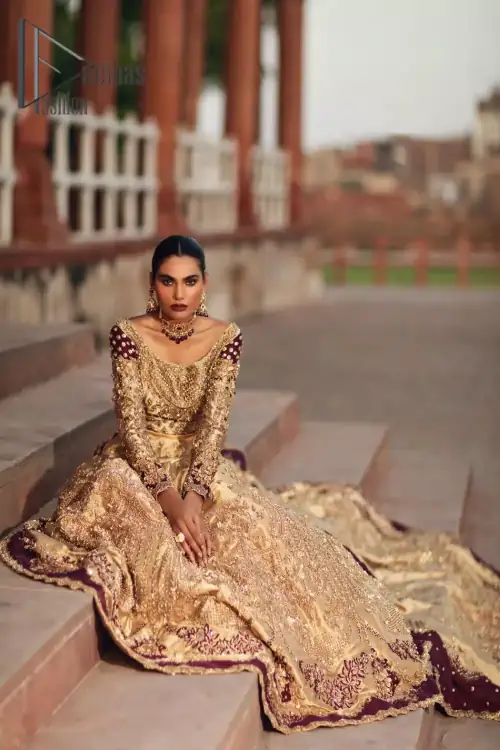 Adorn yourself in the layers of golden that feel rich on the skin. This outfit which is starting with a