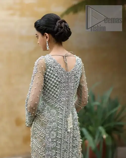 The subtle but powerful action.DeemasFashion presents pastel green outfits just to grant you modern, light and easy-breezy vibes at any