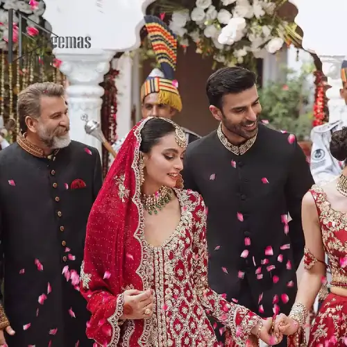 The majestic red signs a melody just for you. The handsome scalloped frock is made in the richest shade of