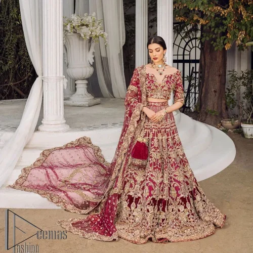 Make your day more lovely by wearing maroon colours. Maroon is just the star among all colours for the bride's