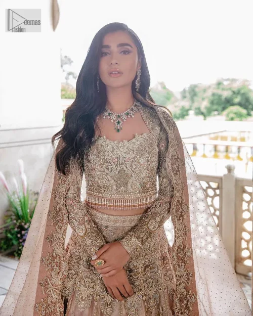 Trendy embroidery on a classic base – A perfect combination for your Nikah! DeemasFashion presents the tea rose article which