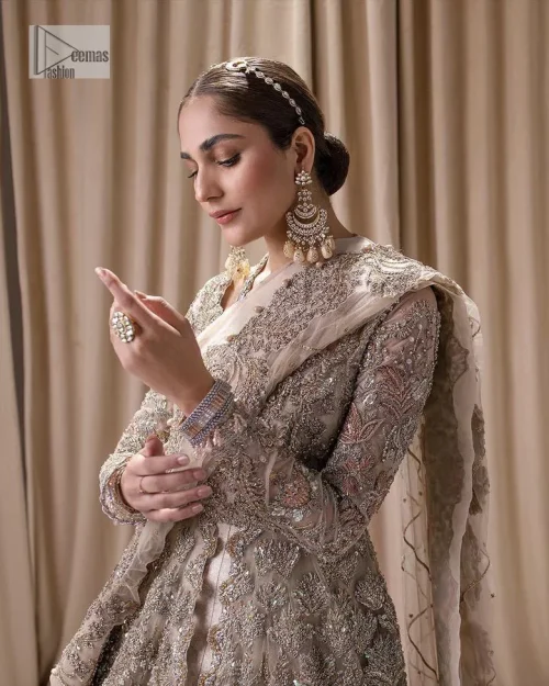 Make a statement with a light fawn article on your nikah day! DeemasFashion presents the light fawn heavy maxi which